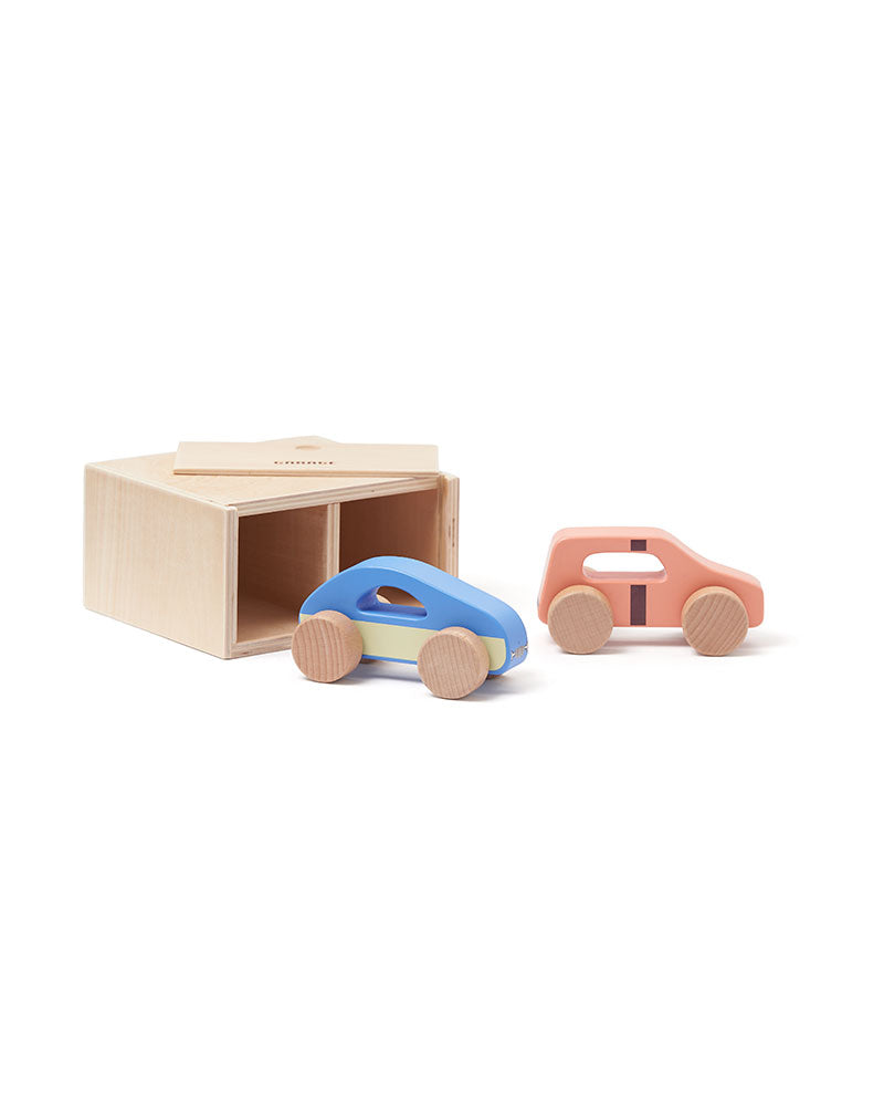 Garage with 2 Cars
