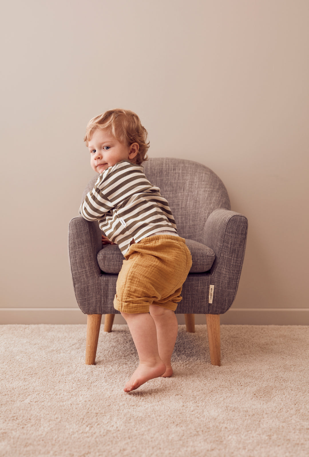 Arm Chair - Grey / Purple