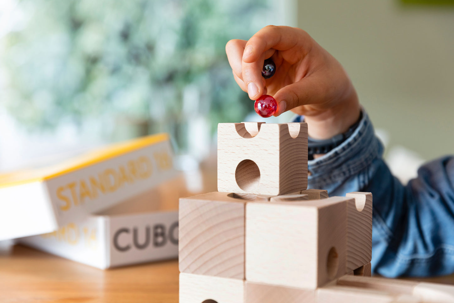 Cuboro Marble Run Standard 16 Starter Set (16 pcs)